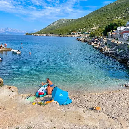 Robinson Ina 1 Hébergement de vacances