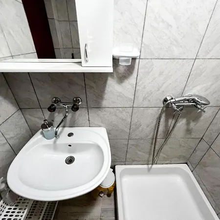 Ferienhaus Robinson Ina 1 Gdinj