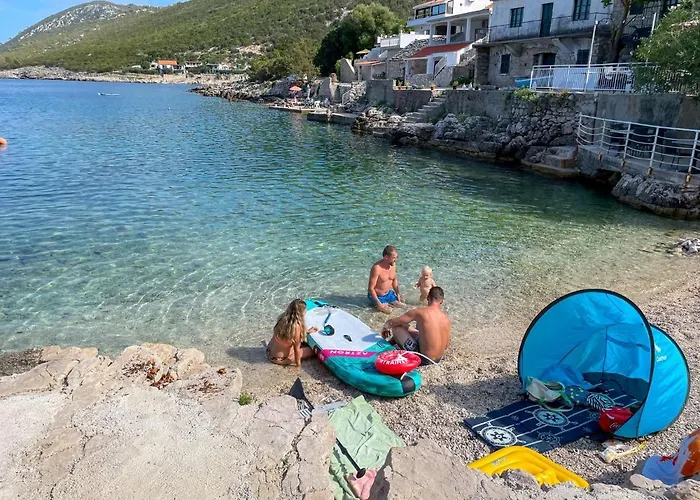 Casa vacanze Robinson Ina 1 Gdinj