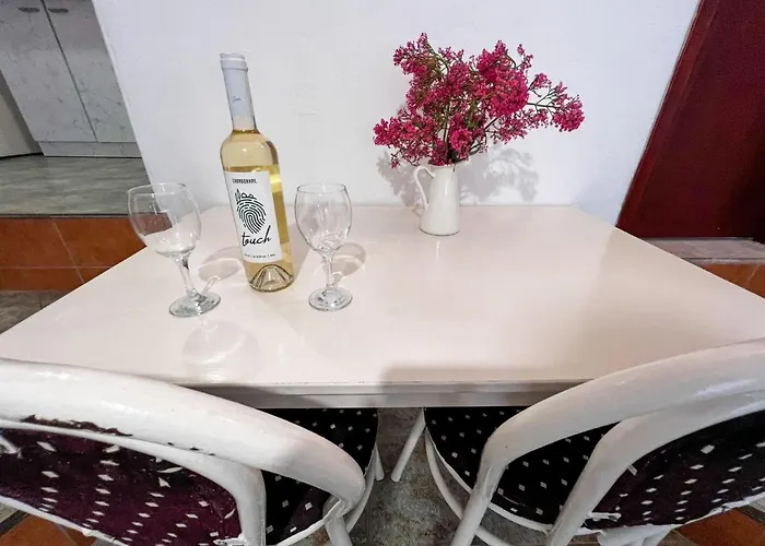 Casa vacanze Robinson Ina 1 *